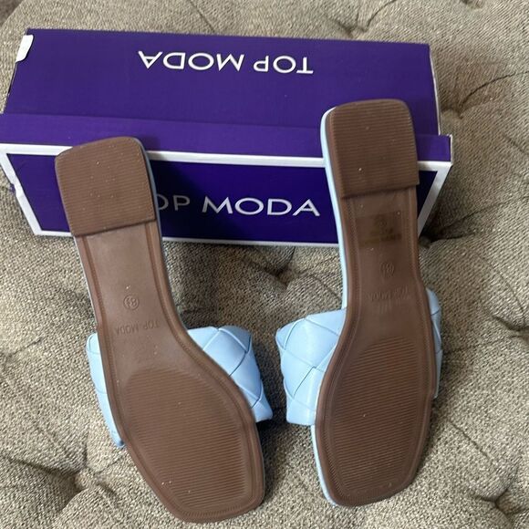 Woven Square Toe Sandals - Picture 7 of 10